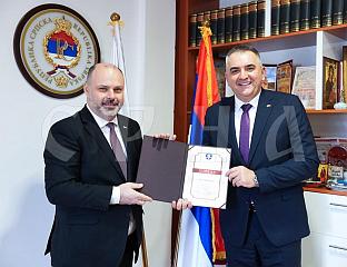 МИНИЋУ УРУЧЕНА ПОВЕЉА ОПШТИНЕ ВИШЕГРАД