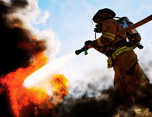 НАЈМАЊЕ ОСАМ ЛИЦА ПОГИНУЛО ОД ЕКСПЛОЗИЈЕ