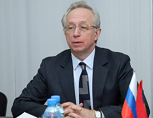 ГАЛУЗИН: ЕВРОПА ДА СЕ УСМЈЕРИ КА МИРУ, А НЕ ДА ФИНАНСИРА РАТ