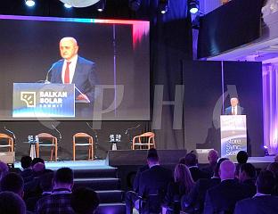 ЂОКИЋ: ВЛАДА СРПСКЕ ПОСВЕЋЕНА ЕНЕРГЕТСКОЈ ТРАНЗИЦИЈИ