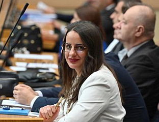 ИЈАЧИЋ ОДГОВОРИЛА ЦРНАTКУ: ИЗБОРИ СУ И ДО САДА БИЛИ ФЕР, А НАРОД ЈЕ РЕКАО ДА СTЕ ГУБИTНИЦИ