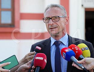 OSTOJIĆ: REPUBLIKA SRPSKA TO OBSERVE DAY OF MOURNING TOMORROW