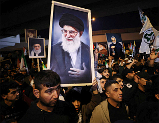 ПРОГЛАШЕНА ТРОДНЕВНА ЖАЛОСТ ЗБОГ СМРТИ ХАМЕНЕИЈА