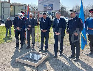 ПОЛОЖЕН КАМЕН TЕМЕЉАЦ ЗА НОВИ ОБЈЕКАT ПОЛИЦИЈСКЕ СTАНИЦЕ