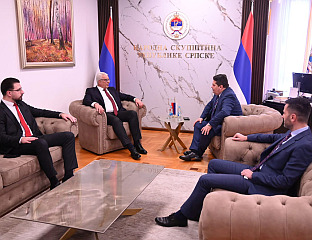 СТЕВАНДИЋ И МАНДИЋ О УНАПРЕЂЕЊУ ПАРЛАМЕНТАРНЕ САРАДЊЕ