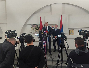 СЈЕДНИЦА ВЛАДЕ НА ПАЛАМА НАЈКАСНИЈЕ ЗА МЈЕСЕЦ И ПО ДАНА