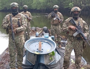 ВОЈСКА ЗАПЛИЈЕНИЛА НАРКО-ПОДМОРНИЦУ ДУГУ 35 МЕТАРА