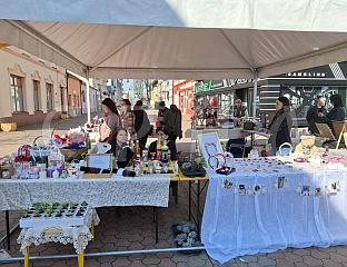 ОTВОРЕН ДВОДНЕВНИ "ПРОЉЕTНИ БАЗАР"