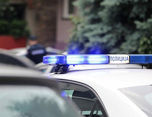 УХАПШЕН ВОЗАЧ КОЈИ СЕ ОГЛУШИО НА НАРЕЂЕЊЕ ПОЛИЦИЈЕ ДА СТАНЕ