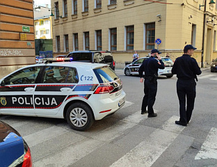 УХАПШЕНА ДВА ЛИЦА ЗБОГ НЕЗАКОНИТОСТИ У ПОСТУПКУ ИСПЛАТЕ СТАРЕ ДЕВИЗНЕ ШТЕДЊЕ