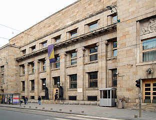 У ЈАНУАРУ КРЕДИТИ ВЕЋИ ЗА 28,76 МИЛИЈАРДИ КМ