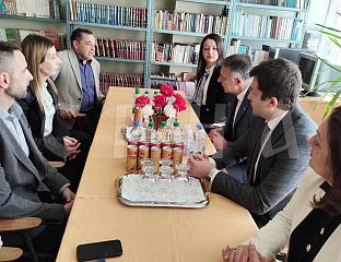 ЗА ЧЕТИРИ ШКОЛЕ У СРЕБРЕНИЦИ И БРАТУНЦУ 94.600 КМ