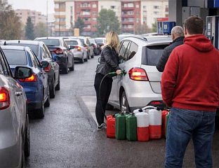 МИЛИЋ: ГОМИЛАЊЕ ГОРИВА И НАМИРНИЦА НИЈЕ РЈЕШЕЊЕ ЗА КРИЗУ