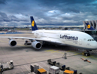 ПИЛОТИ "ЛУФТХАНЗЕ" ОД ПОНОЋИ У ШТРАЈКУ