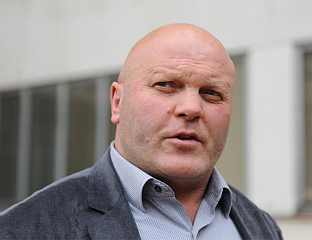 ПРИШТИНСКИ ЗАКОНИ УЧИНИЋЕ СРБЕ СТРАНЦИМА НА ОЧЕВИНИ