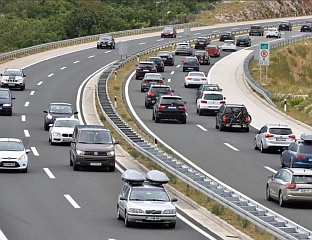 НЕСМЕТАНО ОДВИЈАЊЕ САОБРАЋАЈА, ОСИМ НА МЈЕСТИМА ИЗВОЂЕЊА РАДОВА