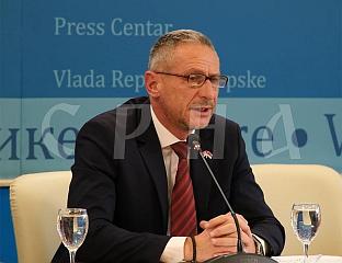 ОСТОЈИЋ У НЕДЈЕЉУ У ШЕКОВИЋИМА