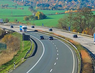 ПОВОЉНИ УСЛОВИ ЗА ВОЖЊУ, БЕЗ ГУЖВИ НА ПУТЕВИМА И ГРАНИЧНИМ ПРЕЛАЗИМА