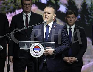 ЋОСИЋ: УСПОМЕНУ НА ЕГЗОДУС СРБА ИЗ САРАЈЕВА ПРЕНОСИТИ БУДУЋИМ ГЕНЕРАЦИЈАМА