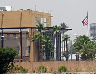 НАСТАВЉЕНИ РАКЕТНИ НАПАДИ НА АМЕРИЧКУ АМБАСАДУ У БАГДАДУ