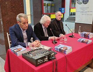 ВАЖНИЈА ПРОМЈЕНА ШКОЛСКИХ ПРОГРАМА И УЏБЕНИКА ОД ПРОМЈЕНЕ УСТАВА