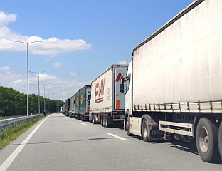 БЛОКАДЕ НА ГРАНИЦАМА МОРАЈУ ОДМАХ БИТИ ЗАУСТАВЉЕНЕ