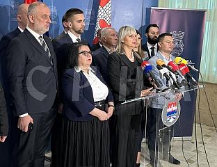 СТАНИВУКОВИЋ ПРИВЕДЕН НА ГРАНИЧНОМ ПРЕЛАЗУ СА ХРВАTСКОМ