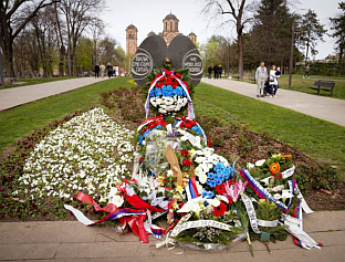 ДАН СЈЕЋАЊА НА СТРАДАЛЕ У НАТО АГРЕСИЈИ ОБИЉЕЖЕН ШИРОМ СРБИЈЕ И НА КОСМЕТУ