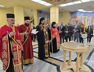 СТАМЕНКОВСКИ И ОСТОЈИЋ У НИШУ ПРИСУСТВОВАЛИ ПОМЕНУ И ОДАЛИ ПОЧАСТ СТРАДАЛИМА