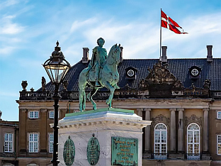 МЕТЕ ФРЕДЕРИКСЕН ПОДНИЈЕЛА ОСТАВКУ