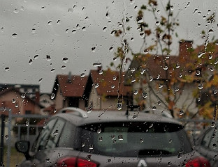 СУТРА ОБЛАЧНО И ХЛАДНИЈЕ УЗ ПАДАВИНЕ