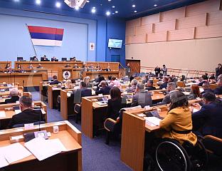 УСВОЈЕНИ ЗАКОНИ О ПОВЕЋАЊУ ПЛАТА, ЗАВРШЕНА ПОСЕБНА СЈЕДНИЦА