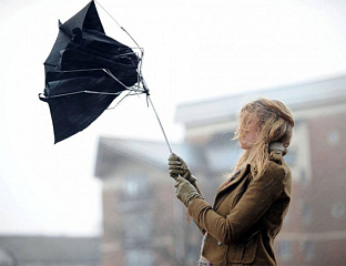 СУТРА ОБЛАЧНО, ВЈЕТРОВИТО И СА ПАДАВИНАМА