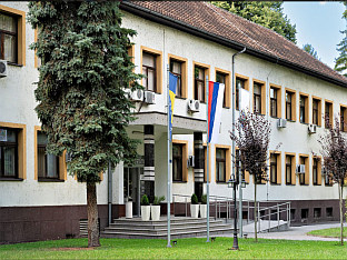 ПЛАТА ГРАДОНАЧЕЛНИКА ВЕЋА ОД ПЛАТА ПРЕДСЈЕДНИКА РЕПУБЛИКЕ И ПРЕМИЈЕРА