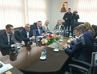 У ТОКУ САСТАНАК МИНИЋА И ИВАНОВИЋА