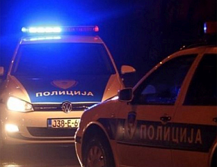 УДЕС НА РАСКРСНИЦИ, ПОВРИЈЕЂЕН ВОЗАЧ "ПЕЖОА"