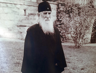 ЈУСТИН ПОПОВИЋ - ТЕОЛОГ, ФИЛОЗОФ, СВЕТИТЕЉ...