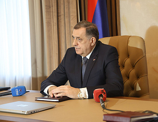 ДОДИК ЧЕСТИТАО ТРАМПУ И ХЕГСЕТУ НА УСПЈЕШНОЈ АКЦИЈИ СПАСАВАЊА ПИЛОТА ИЗ ИРАНА