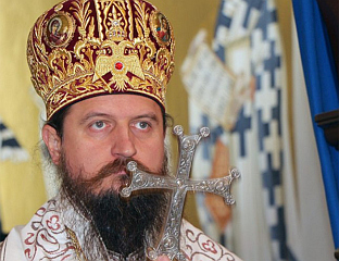 ВЛАДИКА СЕРГИЈЕ УКАЗАО ДА СУ ВОЈНИЦИМА УГРОЖЕНА ВЈЕРСКА ПРАВА И СЛОБОДЕ