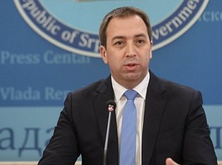 ДОЛАЗАК ТРАМПА МЛАЂЕГ У БАЊАЛУКУ СНАЖНА ПОРУКА СРПСКОЈ, АЛИ И САРАЈЕВУ