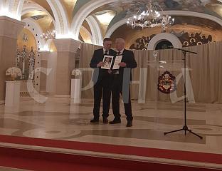 PROSVJETA HONORS CARDILOGIST MILOVAN BOJIĆ WITH SAINT SAVA AWARD