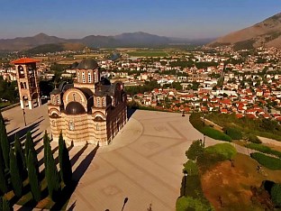 DUČIĆ’S CITY BATHE﻿D IN SPRING SUNSHINE