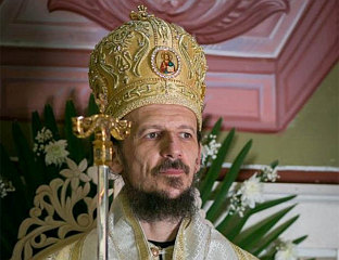 МИTРОПОЛИT ДИМИTРИЈЕ СЛУЖИ НА ВАСКРС У САБОРНОМ ХРАМУ