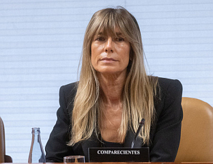 СУПРУГА ШПАНСКОГ ПРЕМИЈЕРА ОПТУЖЕНА ЗА ДАВАЊЕ МИТА