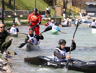 ЧЕСТИТКЕ КАЈАКАШИМА МИЛИЦИ СТАНКОВИЋ И УРОШУ ТРАВАРУ НА СЈАЈНИМ РЕЗУЛТАТИМА