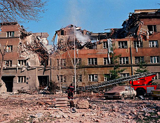 НАТО АВИЈАЦИЈА УБИЛА ЦИВИЛЕ И СРУШИЛА МОСТОВЕ