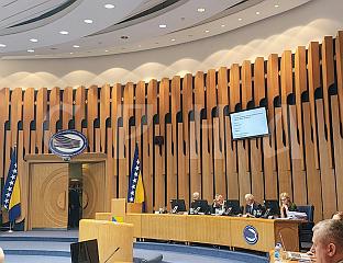 ПАУЗА ЗБОГ НЕПОСТОЈАЊА КВОРУМА ЗА РЕДОВНУ СЈЕДНИЦУ