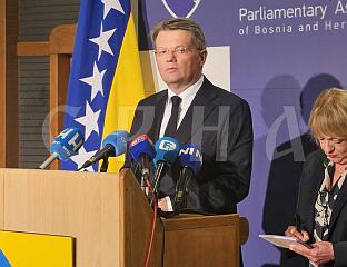 ЛОРКОВСКИ: ЕНЕРГЕТСКО ТРЖИШТЕ УСКЛАДИТИ СА ЛЕГИСЛАТИВОМ ЕУ