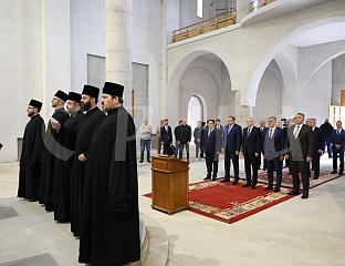 ГРУШКО И ЗВАНИЧНИЦИ СРПСКЕ ПОСЈЕТИЛИ СРПСКО-РУСКИ ХРАМ