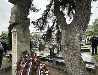 ПОЛОЖЕНИ ВИЈЕНЦИ НА СПОМЕН-ОБИЉЕЖЈЕ ЖРТВАМА ВЕЛЕИЗДАЈНИЧКОГ ПРОЦЕСА